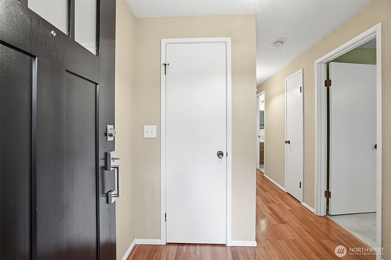 4th image of 11901 93rd Avenue NE #B-108