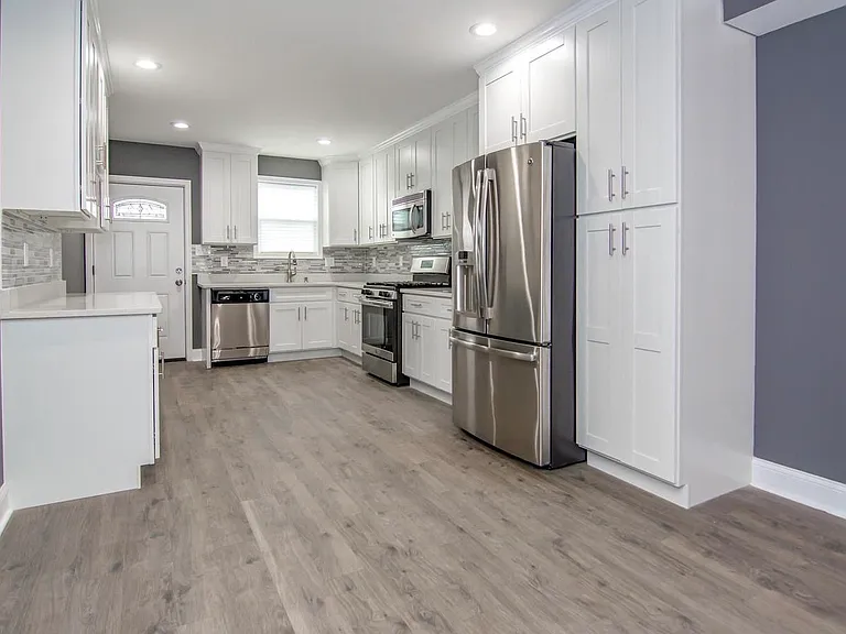 119 S Conkling St — Photo 4
