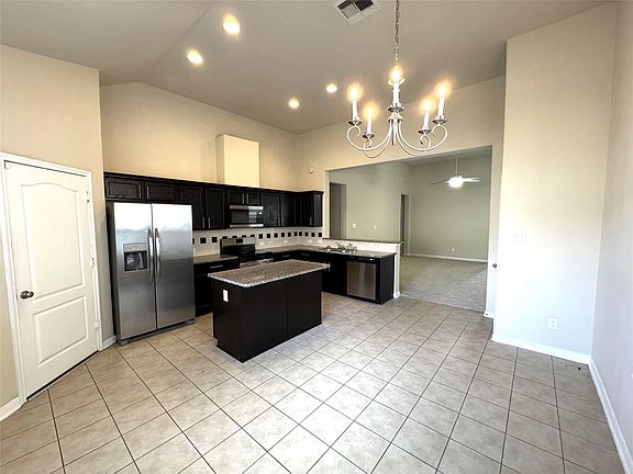 4th image of 17207 Mitchell Pass Ln