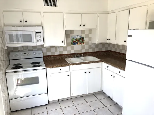 2335 Daley St APT 1, N Las Vegas, NV 89030