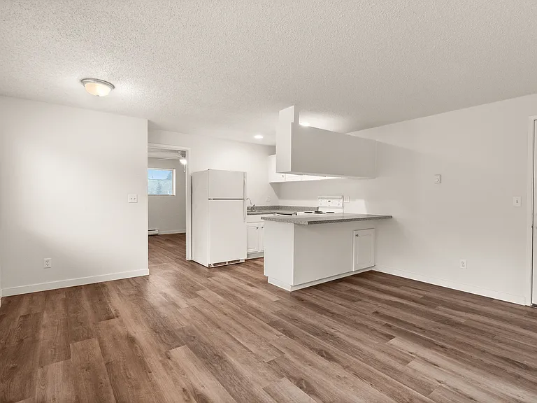 1 Bed 1 Bath Deluxe - 475 Sq Ft 1 Bed 1 Bath Deluxe - 475 Sq Ft