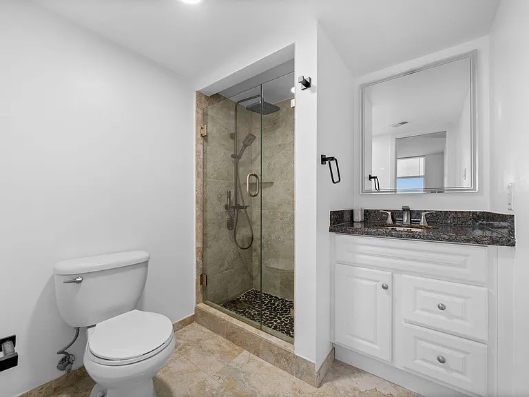 5321 NE 24th Ter #506A — Photo 21