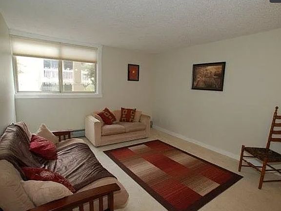 3rd image of 2707 Valmont Rd APT 114B