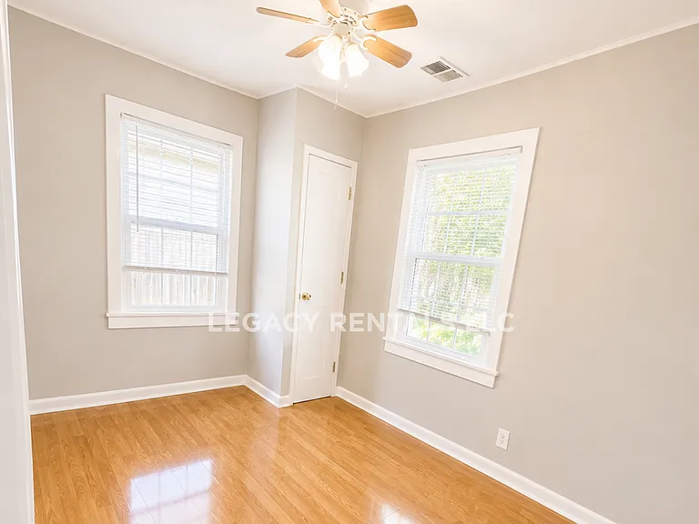 241 Evansdale Ave #1 — Photo 6