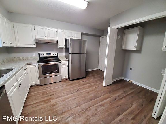 4th image of 453 Brannen Dr APT 4