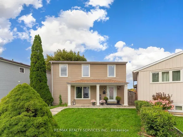31 Huntingwood Cres, Brampton, ON L6S 1S5