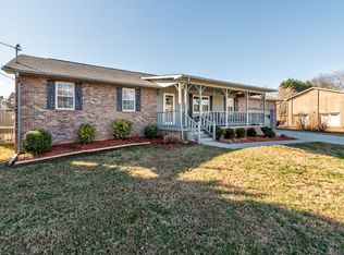 8229 Bonanza Rd, Powell, TN 37849