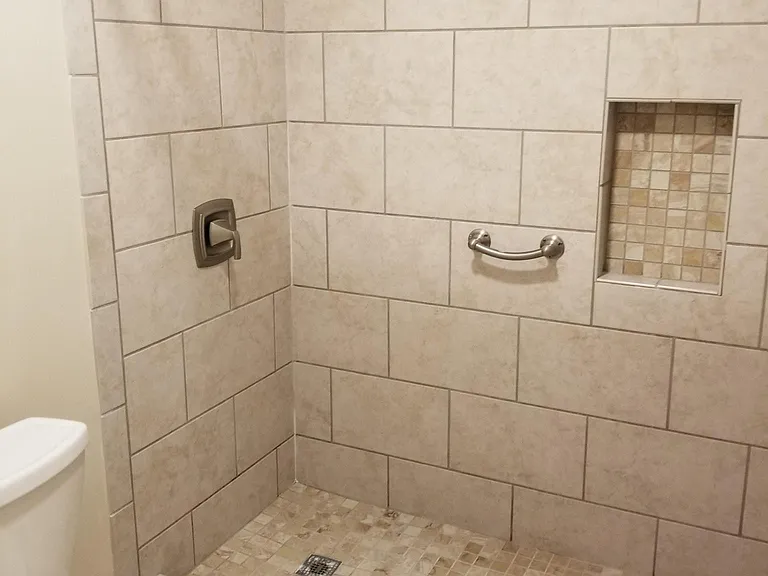 526 Granville Ct #526 — Photo 8