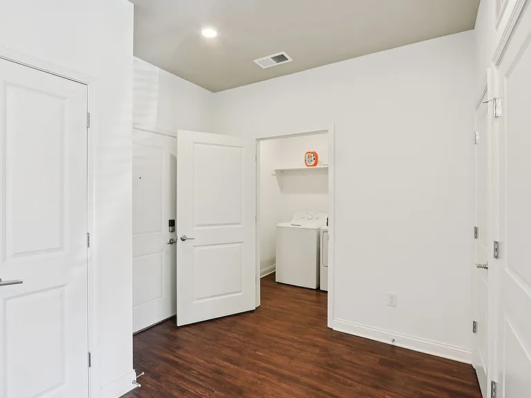 Precedent Flats | Specials Available — Photo 30