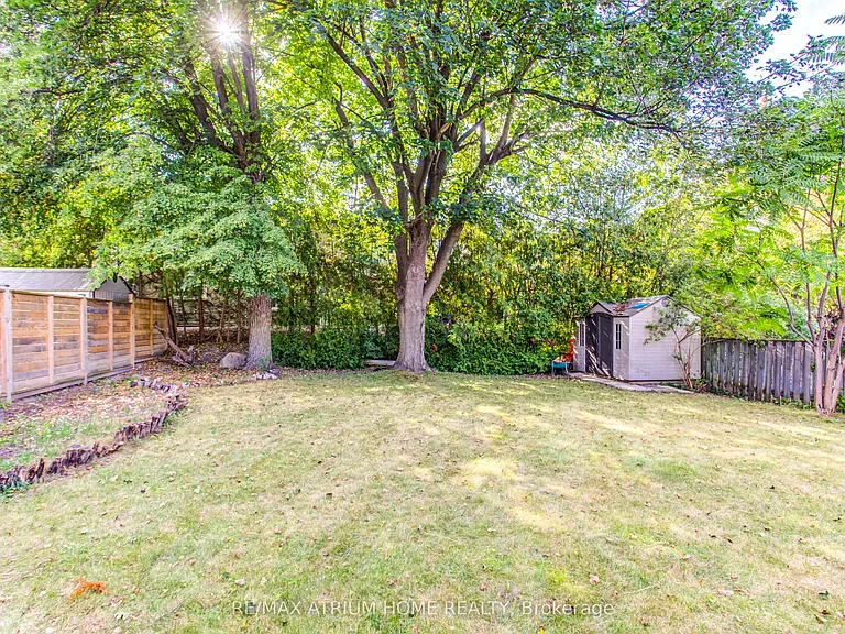 18 Arran Cres #BASEMENT — Photo 9