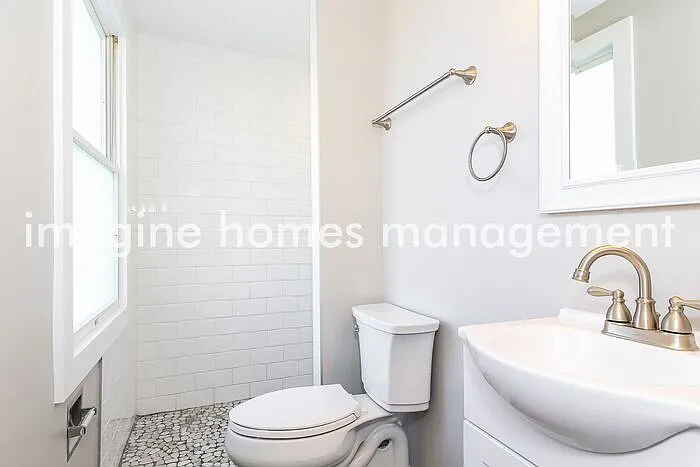 1960 Stoney Hill Dr — Photo 14