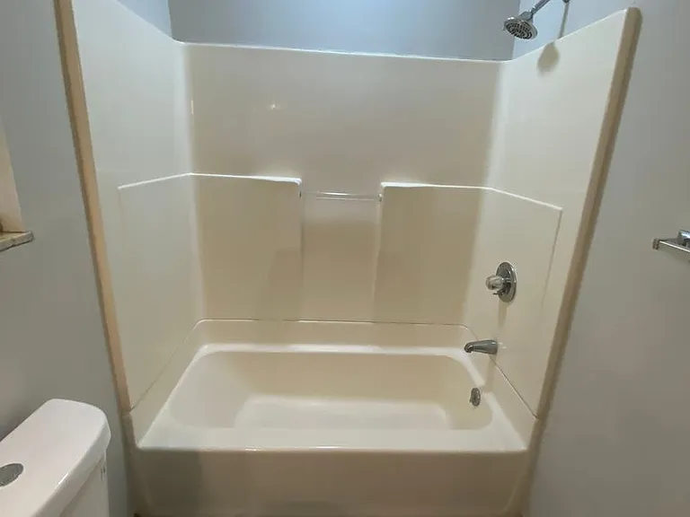 906 Flanders Ln NW — Photo 14