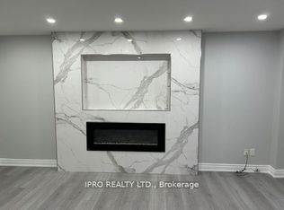 2611 Benedet Dr, Mississauga, ON L5J 4H6