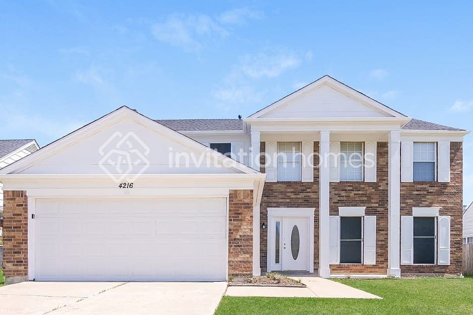 1st image of 4216 Hathaway Dr