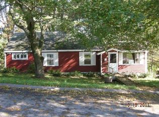 34 Gail St, Topsfield, MA 01983