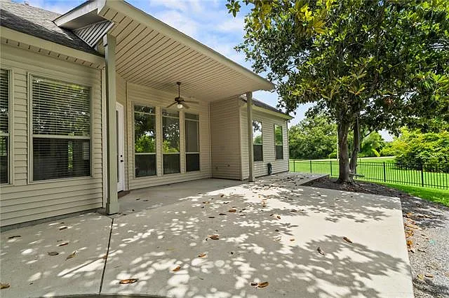 332 Autumn Creek Dr — Photo 14
