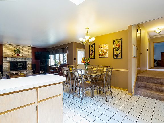 5th image of 10825 Georgia Ln
