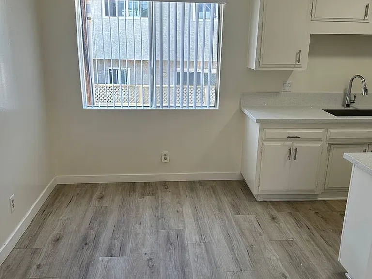 M701 — Photo 14