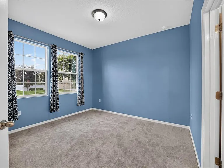 4572 SW 65th Pl — Photo 43