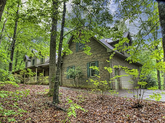 3rd image of 1426 Snappwood Dr