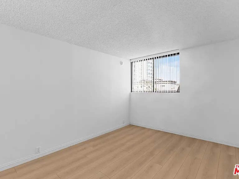 10535 Wilshire Blvd #603 — Photo 27