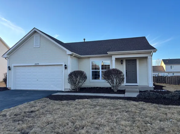 1449 Bluestem Ln, Minooka, IL 60447
