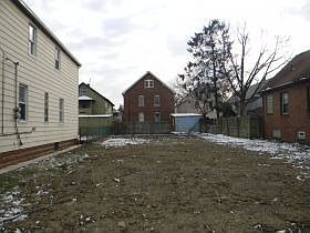 1st image of 2145 Halstead Ave