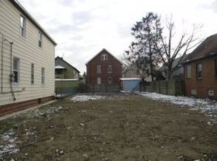 2145 Halstead Ave, Lakewood, OH