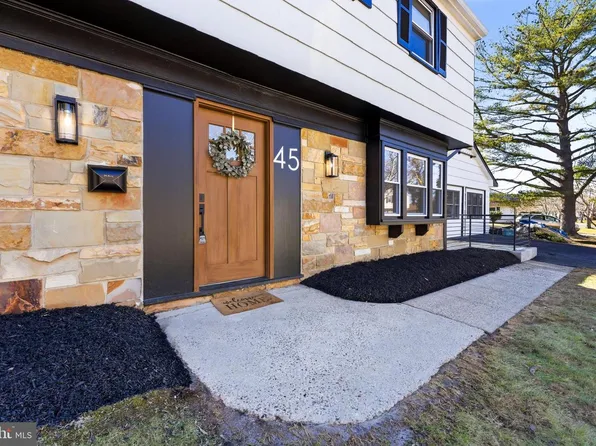 45 Tennyson Ln, Willingboro, NJ 08046