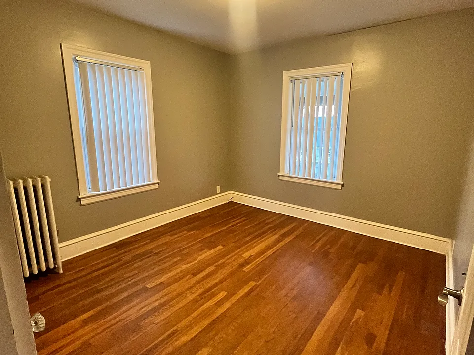 2118 Riverside Ave #2