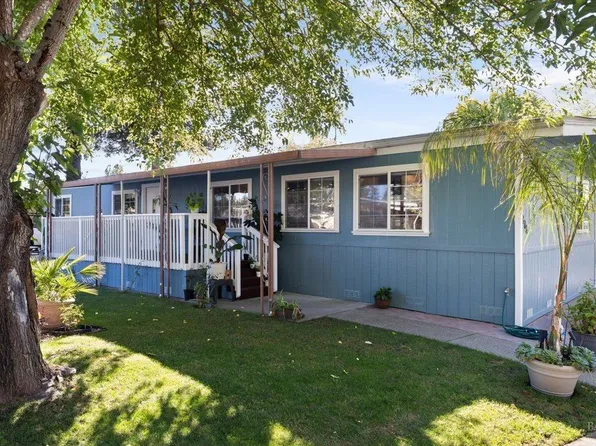 804 Corte Azul, Rohnert Park, CA 94928