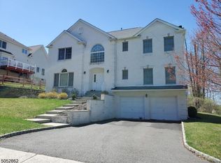 4 Elwell Ave, Budd Lake, NJ 07828