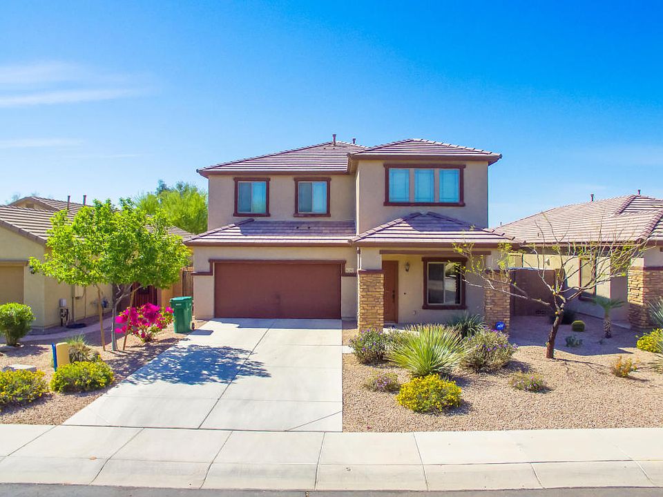 1st image of 42565 W Lucera Ct