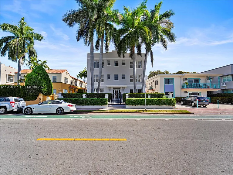 1027 Pennsylvania Ave #206 — Photo 42