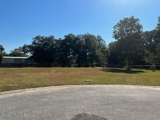 1st image of 409 Woodbridge Dr