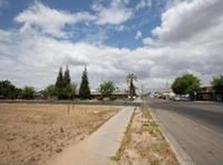 1421 11th St, Reedley, CA 93654