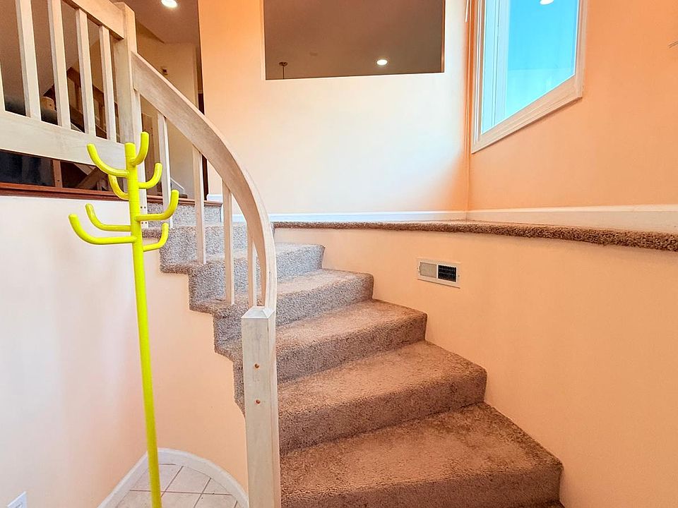 Beutiful entryway