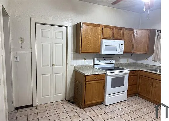 334A Western Ave — Photo 4