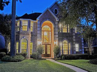 15419 Stable Oak Dr, Cypress, TX 77429