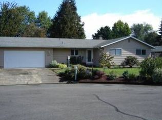2774 Viewmont Ave, Springfield, OR 97477