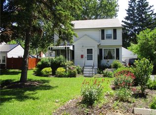 310 Merrie Rd, Lewiston, NY 14092