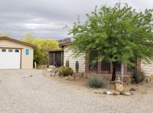 2421 S Flying Q Ln, Tucson, AZ 85713