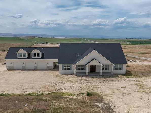 9853 Salmon Ridge Pl, Nampa, ID 83686