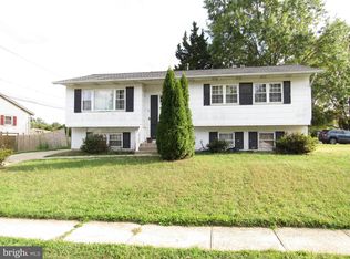 25 Glyn Dr, Newark, DE 19713