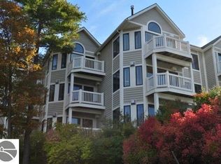 21 Stony Brook Ldg, Glen Arbor, MI 49636