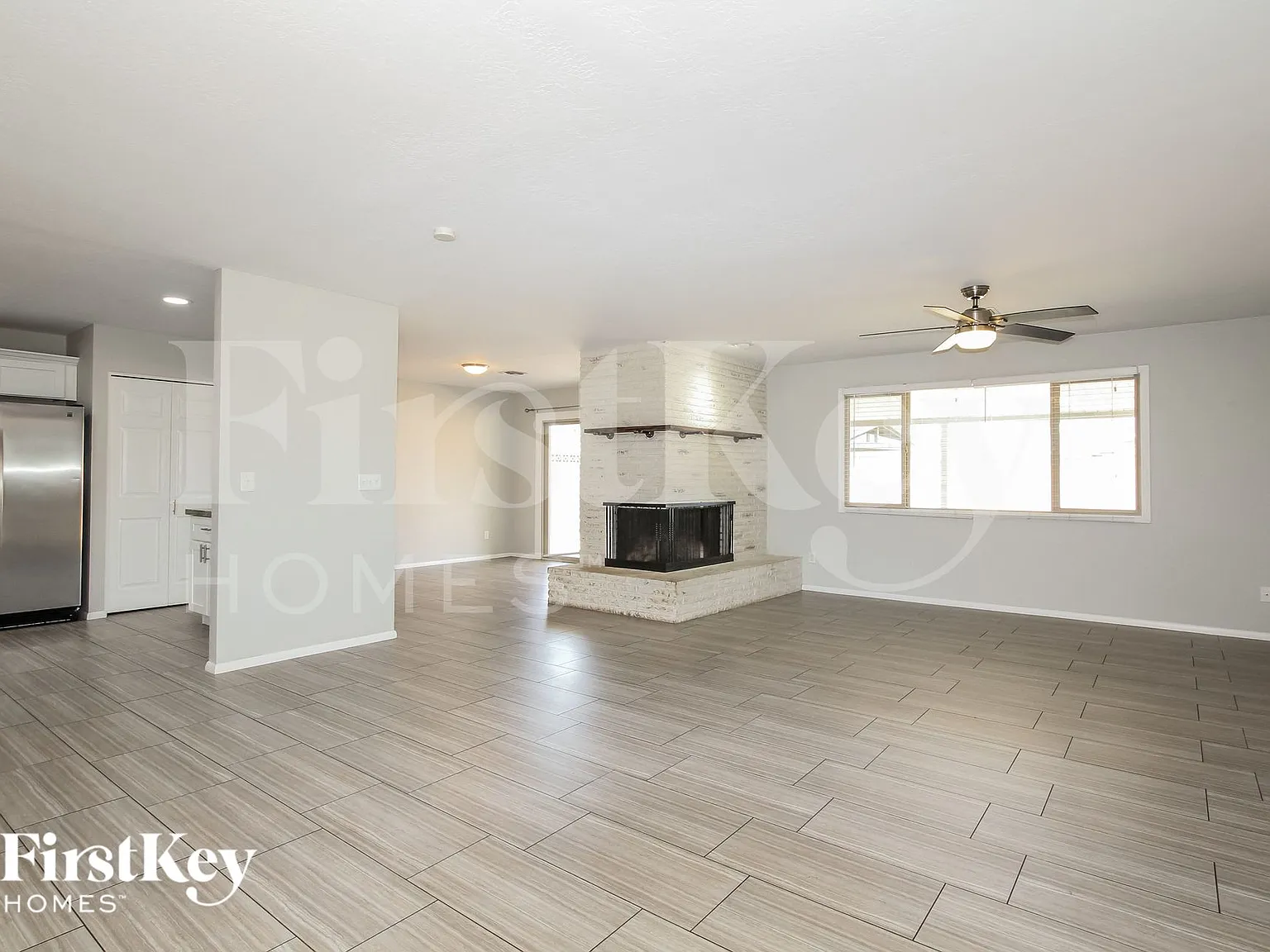 3 bed, 1.5 bath, 1626 sqft, $2,125 — Photo 3