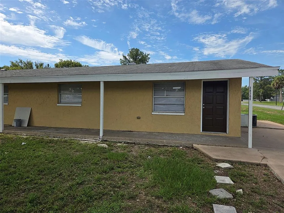38300 Henry Dr