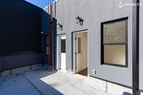 Rented by Nooklyn NYC LLC | media 35