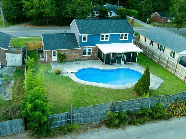 2221 Wolfsnare Rd, Virginia Beach, VA 23454