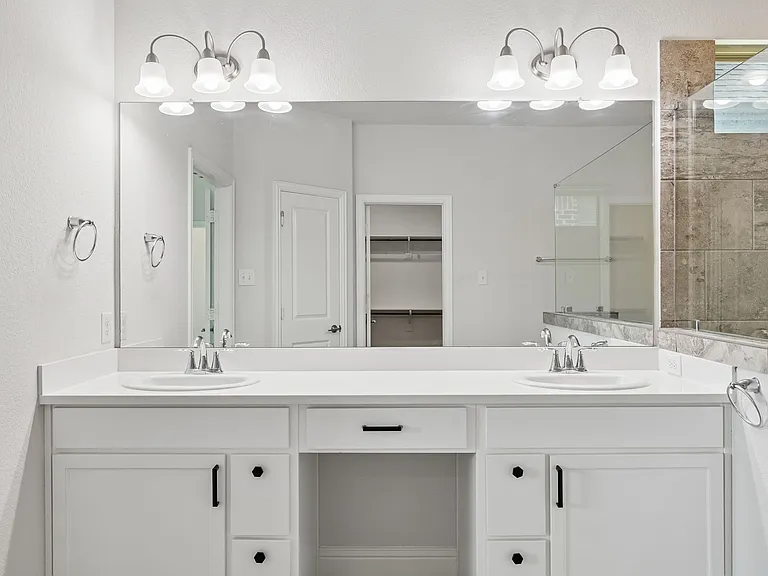 228 Glenwood Dr — Photo 12